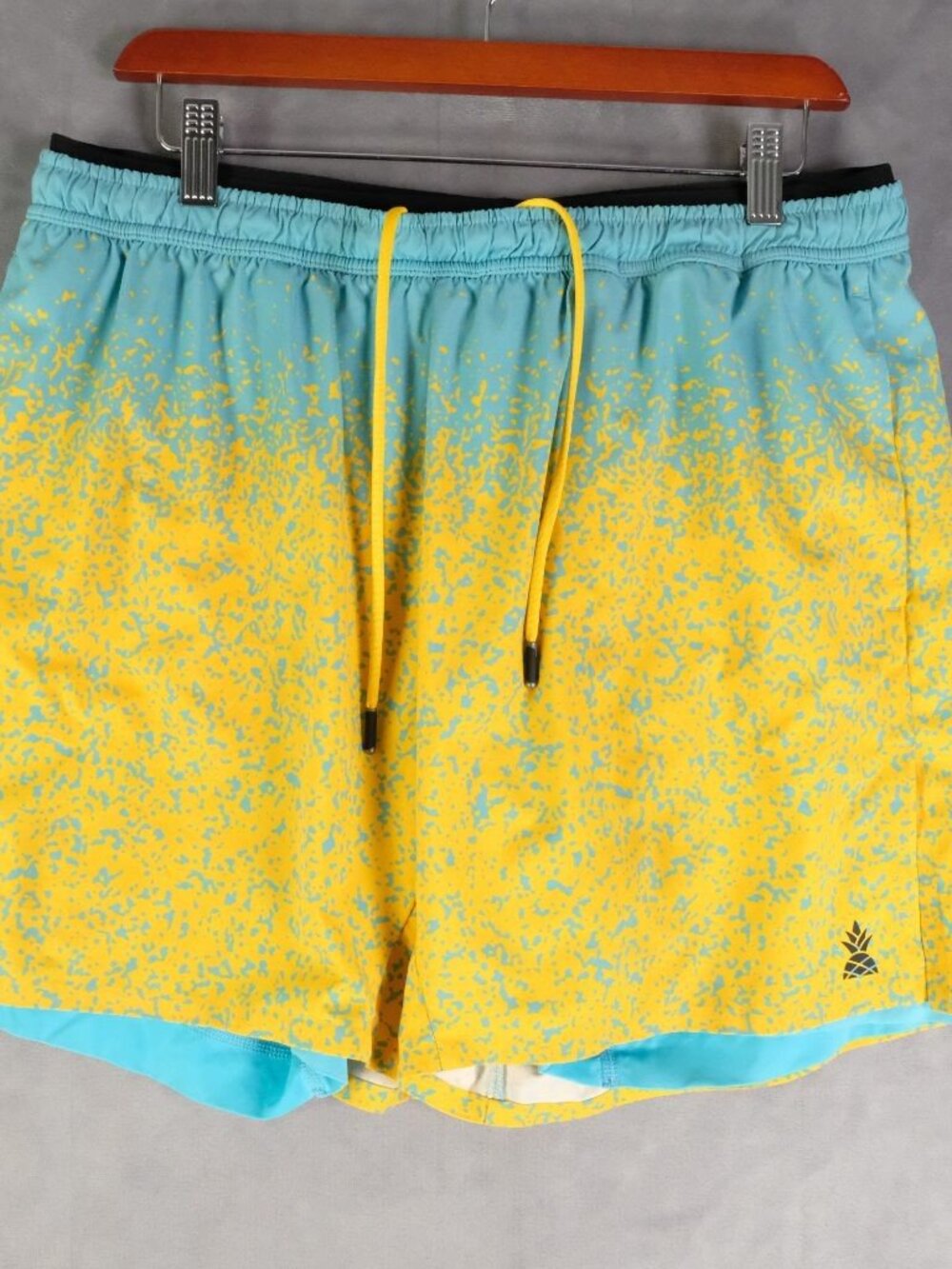 Chubbies Shorts Mens XL Yellow Turquoise Blue Swim Lined 5.5"